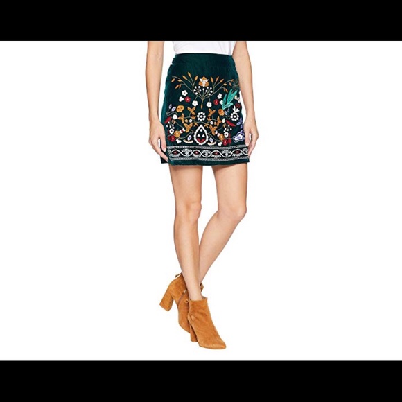 💖ROMEO & JULIET MULTICOLOR EMBROIDERED MINI SKIRT - Picture 8 of 8